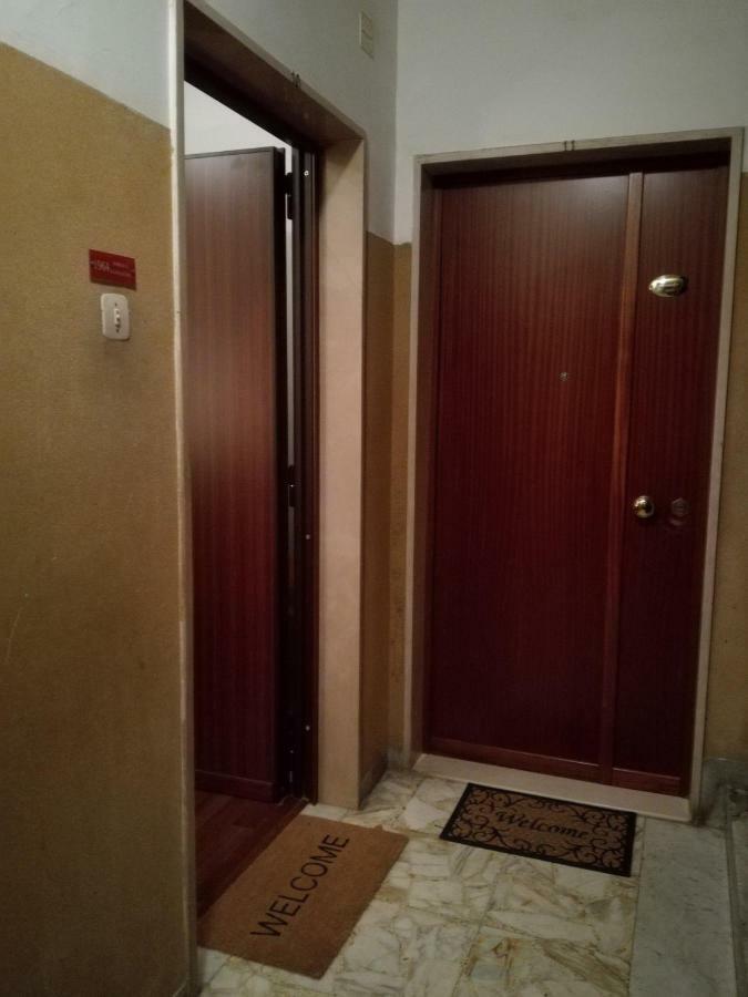 1964 Apartment Bari Luaran gambar